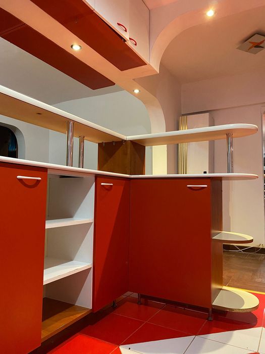 Bar / insulă de bucătărie modernă