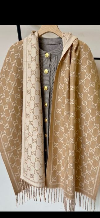Eșarfă-fular Gucci, model 2026, 2 modele