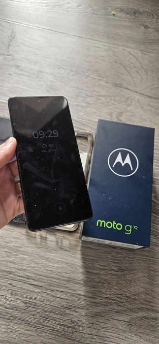 Motorola G72 în stare foarte bună