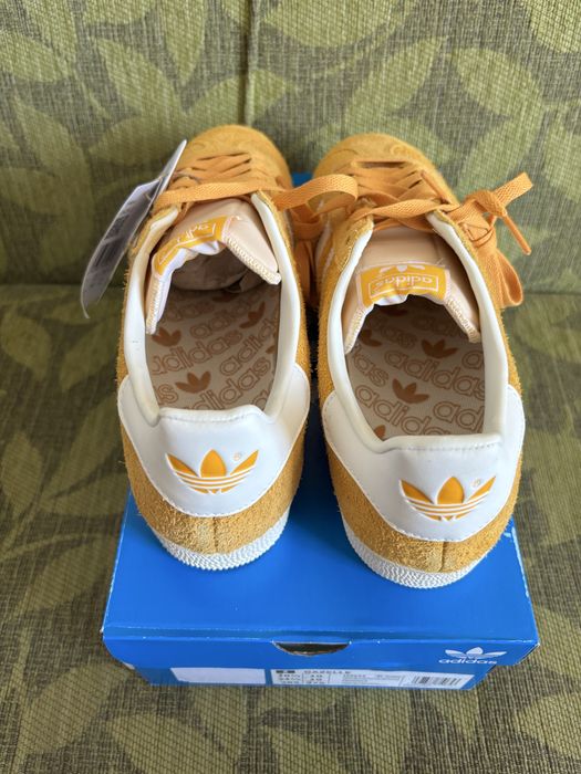 Велурени маратонки adidas Originals Gazelle