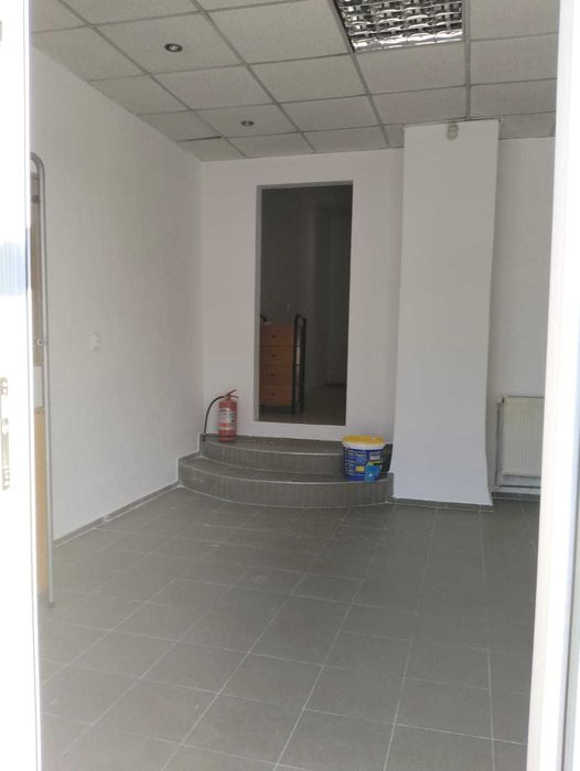 Închiriez spațiu pentru birou sau depozit 50m