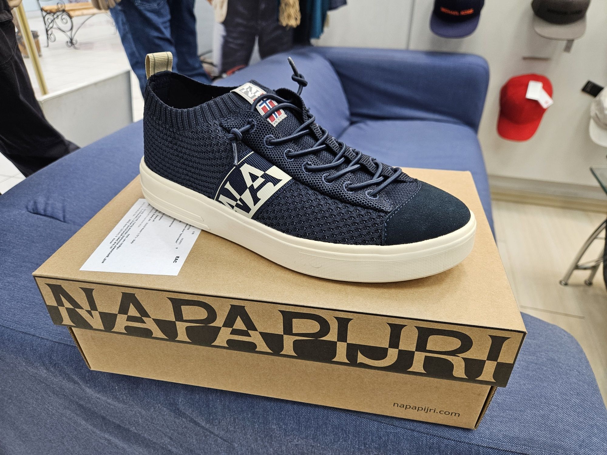 Кеды 42 размера Napapijri