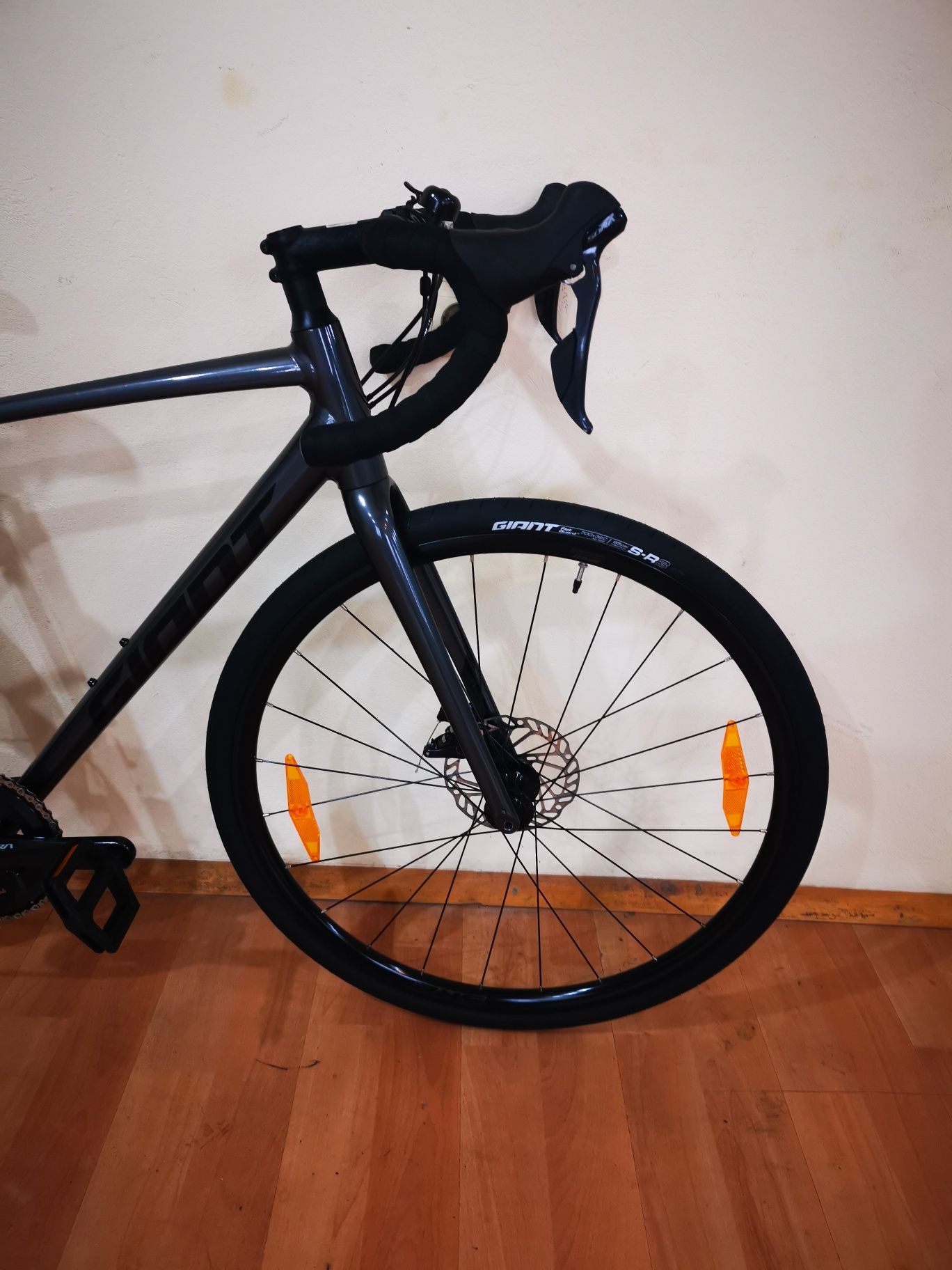 Bicicleta ciclocross gravel Giant Contend AR 3 2022 noua