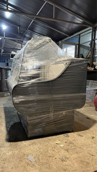 Vitrina frigorifica pentru mezeluri/lactate/carne