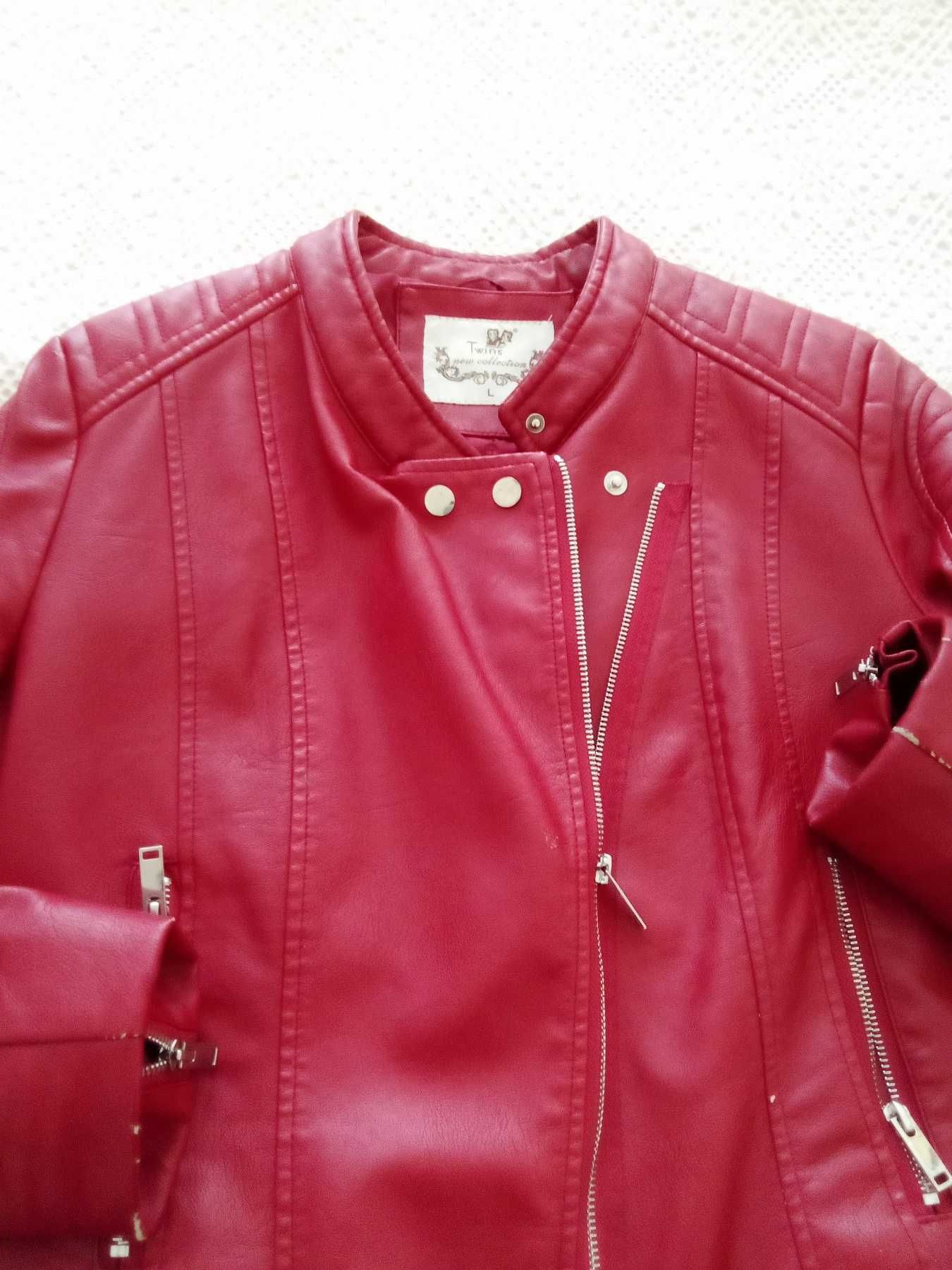 Дамско червено яке