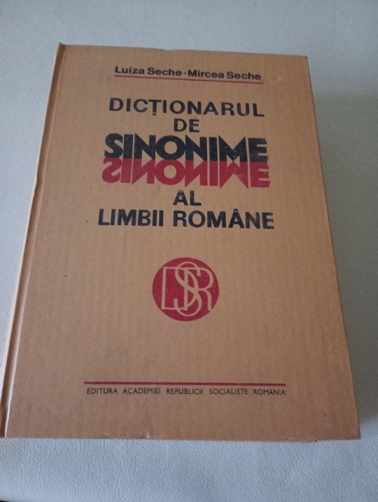 Dicționar de sinonime