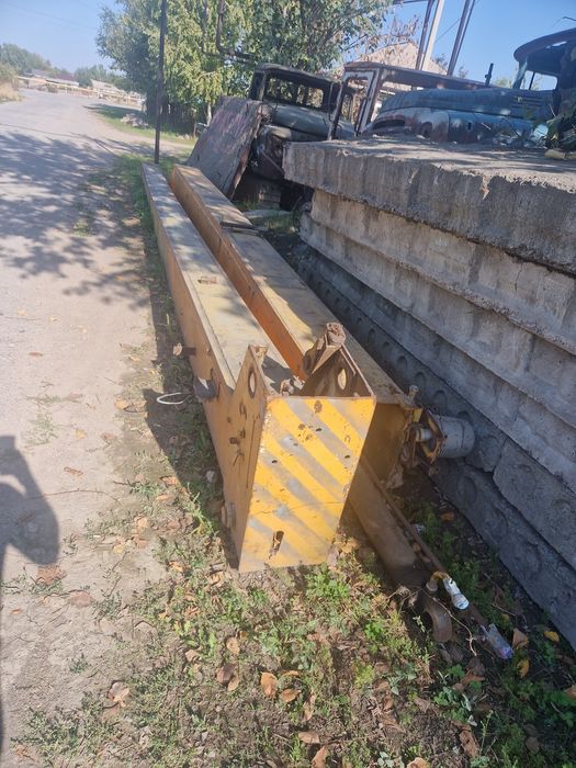 Продам стрелу в зборе с штоком