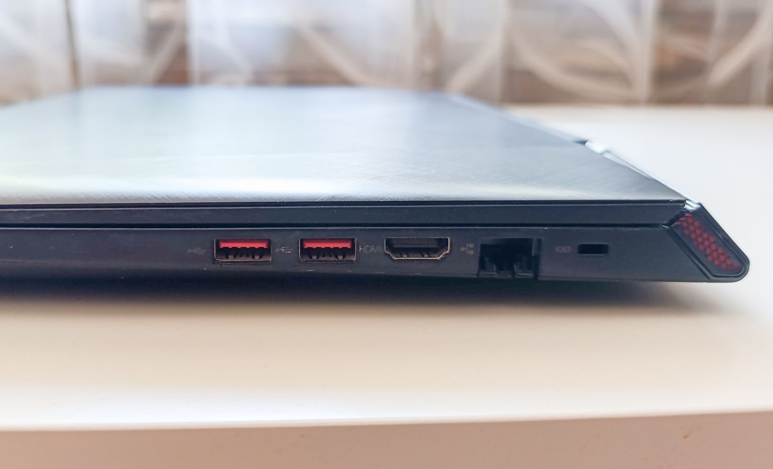 Лаптоп Lenovo ThinkPad Y700-15ISK 32GB RAM 1TB памет 15.6'' Full HD