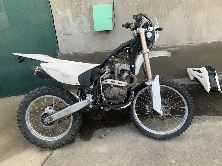 Продам эндуро 06