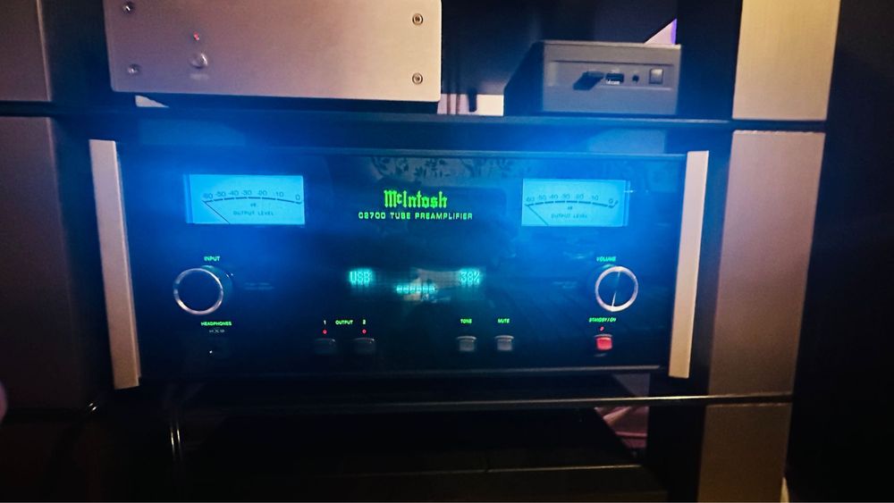 Preamplificator McIntosh C2700 Tube Preamp