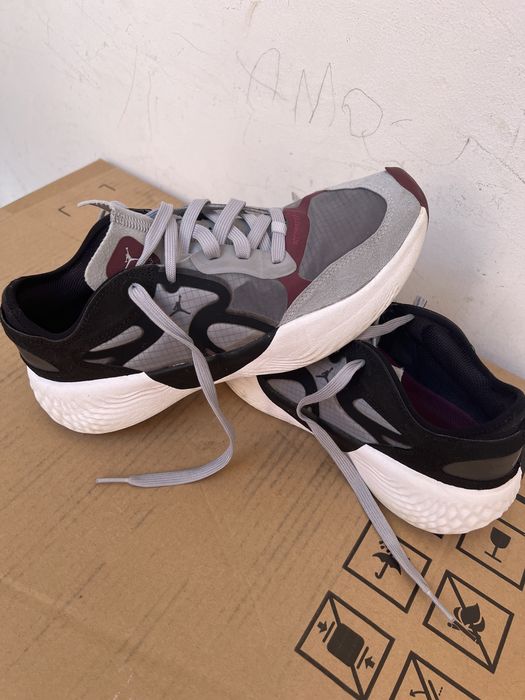 Nike jordan, marime 40