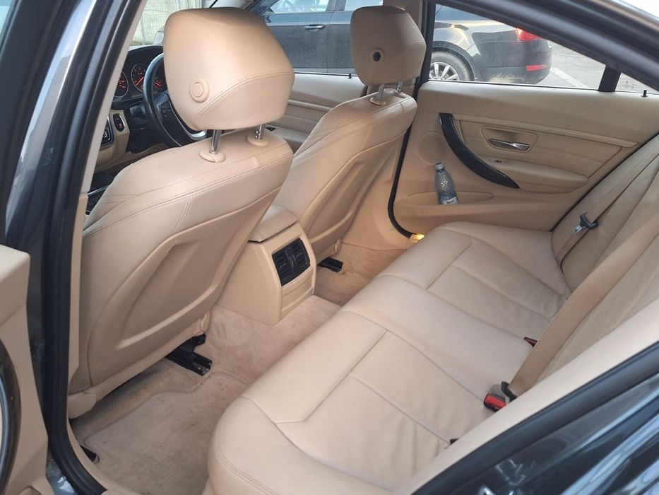 Bmw 320d 184cp /Modern Line/ VOLAN DREAPTA/ FARA VARIANTE