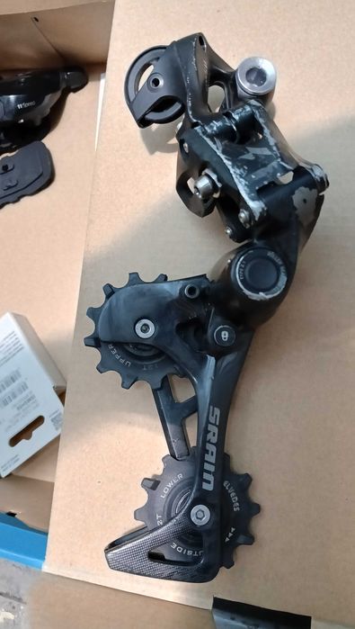 Дерайльор с команда sram 11speed