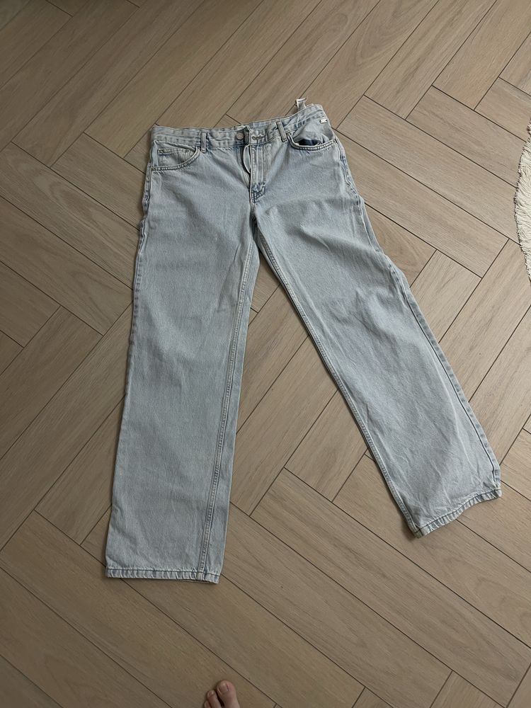Джинсы pull and bear