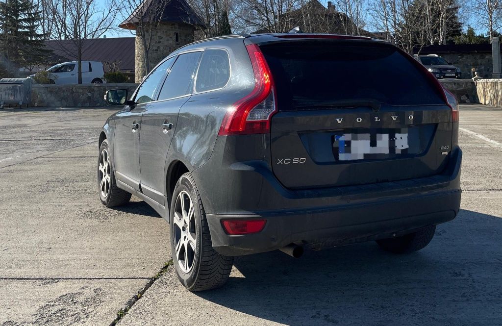 Volvo XC 60 recent intrat in tarã ,inmatriculat
