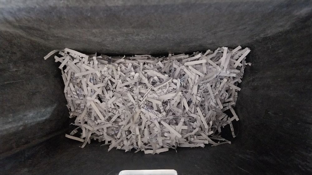 Шредер унищожител на документи