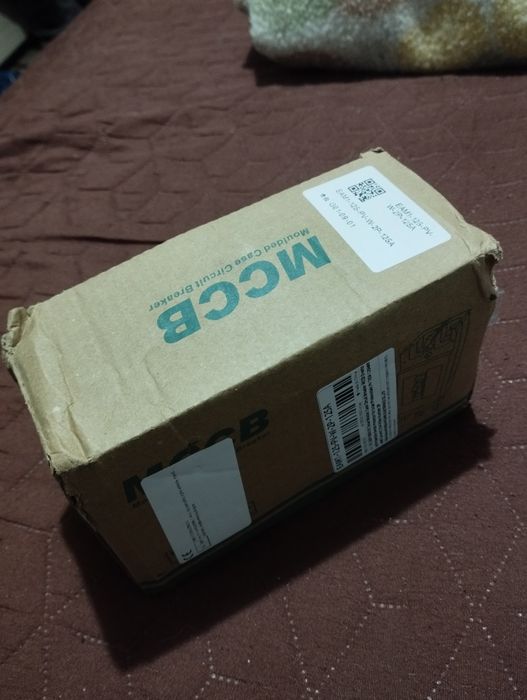 Автоматичен предпазител за соларна инсталация earu 125A DC