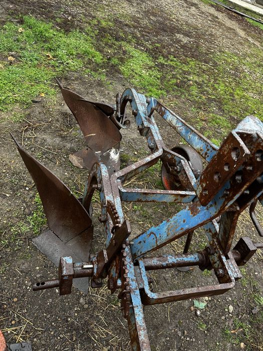 Plug cu 2 - 3 trupite !!