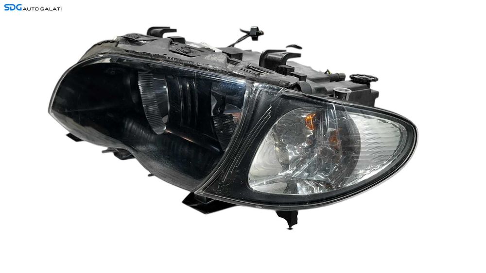 Far Stanga cu Semnalizare EUROPA BMW Seria 3 E46 FL Facelift 2001 - 2005 Cod 6910955 [LC0512]