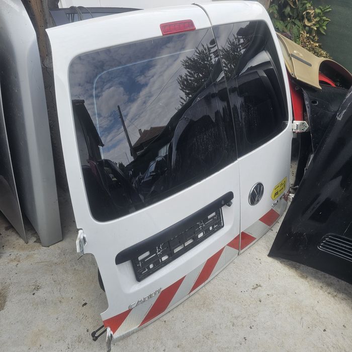 Врати и преден капак CADDY 2015G