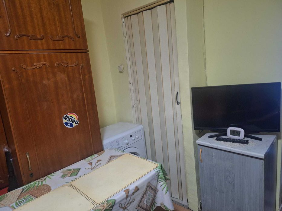 Garsoniera de închiriat Ioșia !