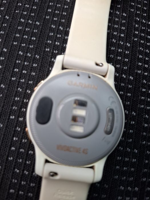 Ceas Garmin Vivoactiv 4s
