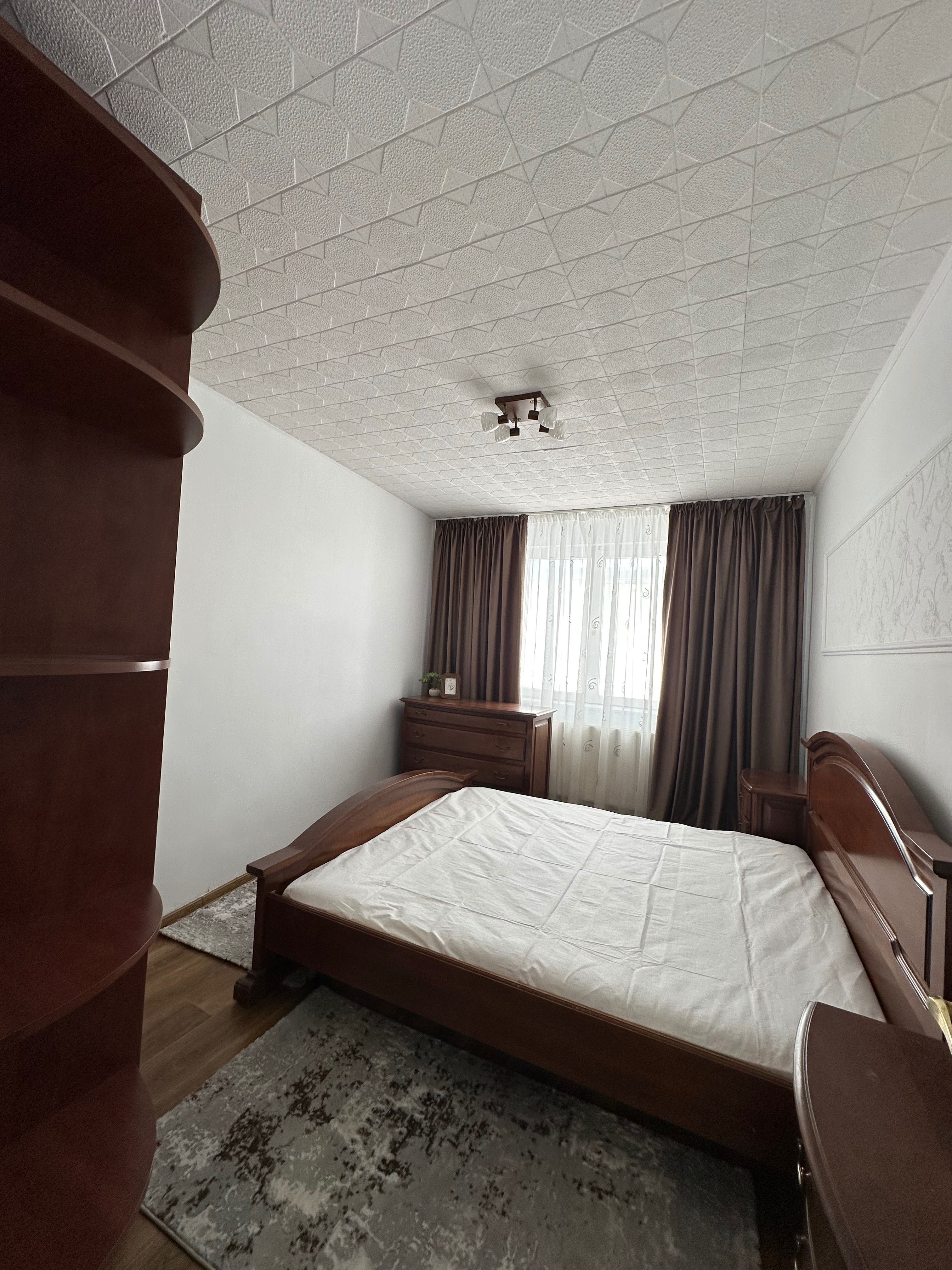 Apartament central de închiriat, recent renovat.