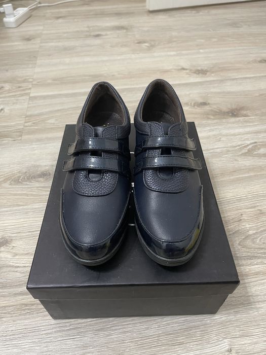 Женская обувь кроссовки ботинки Португалия кожа