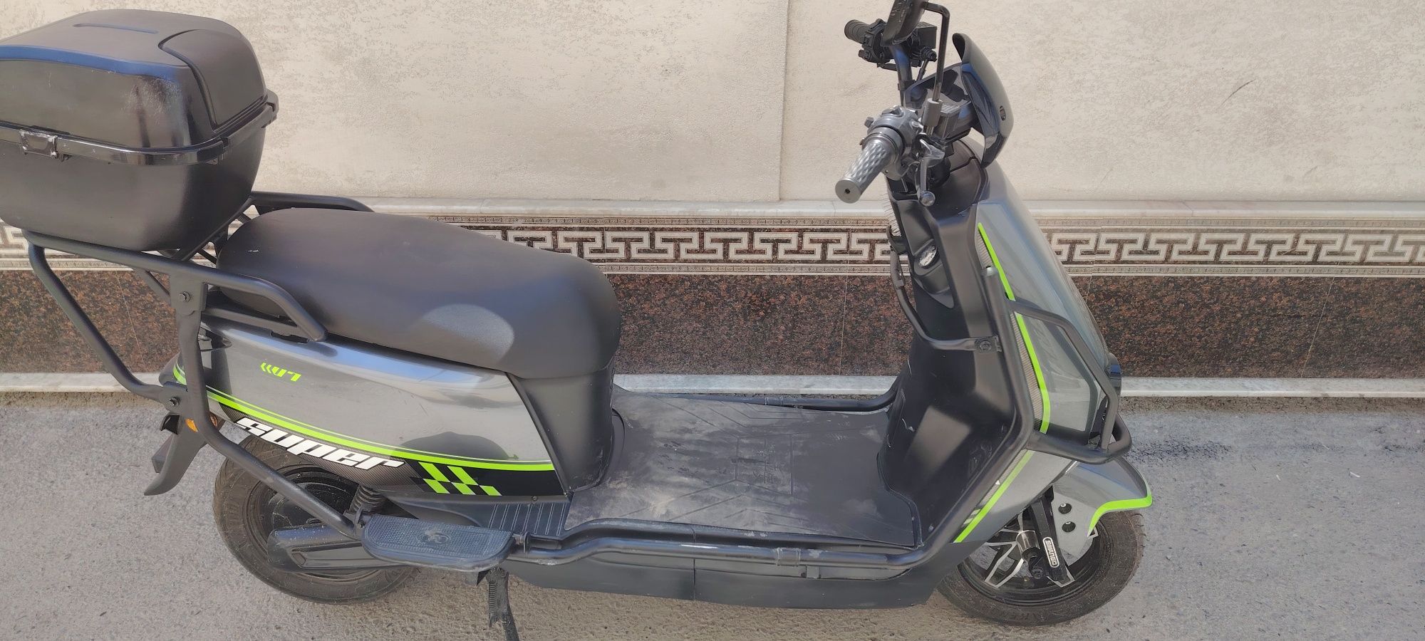 Arivo 700 sukute