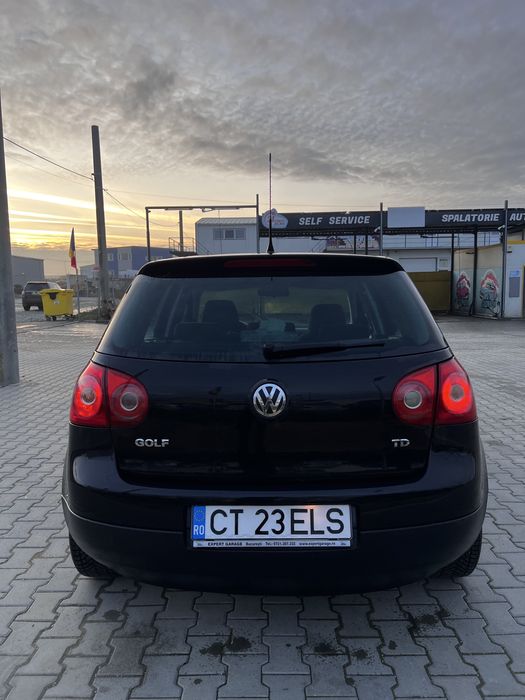 Vand Vw golf 5 1.9 tdi 105cp 2006