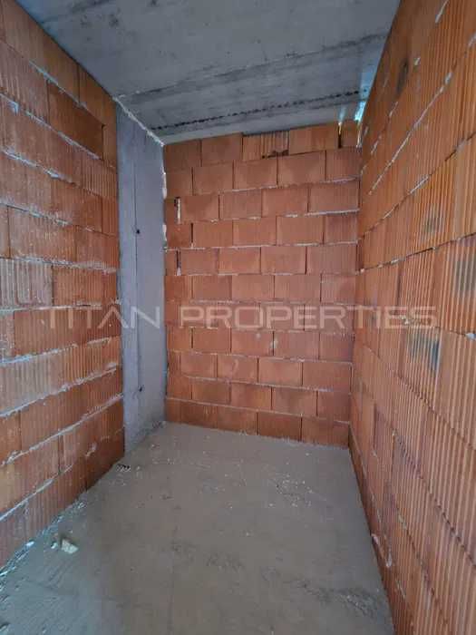 Продава се Тристаен апартамент в Пловдив, Христо Смирненски - 93 кв.м за 1295 €/кв.м - Снимка #8