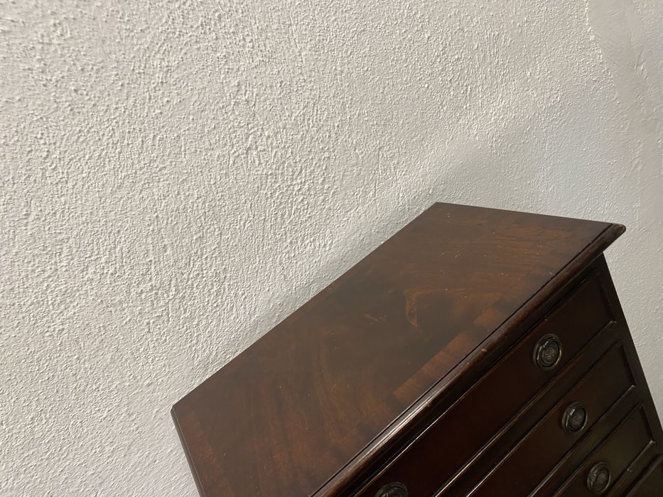 Френски шкаф от масивно дърво