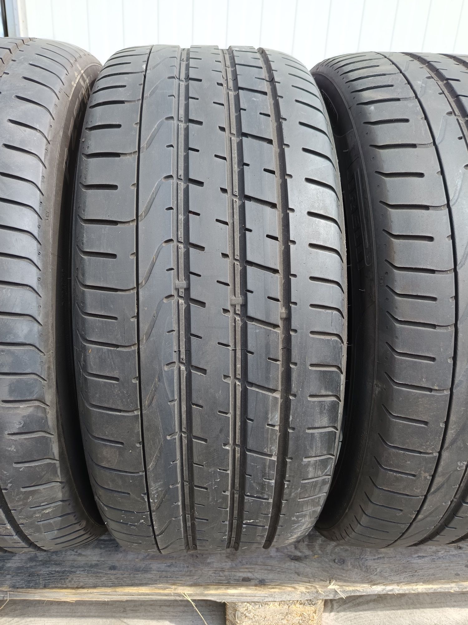 255 40 R 21 PIRELLI Дот 2421  Дот 0622