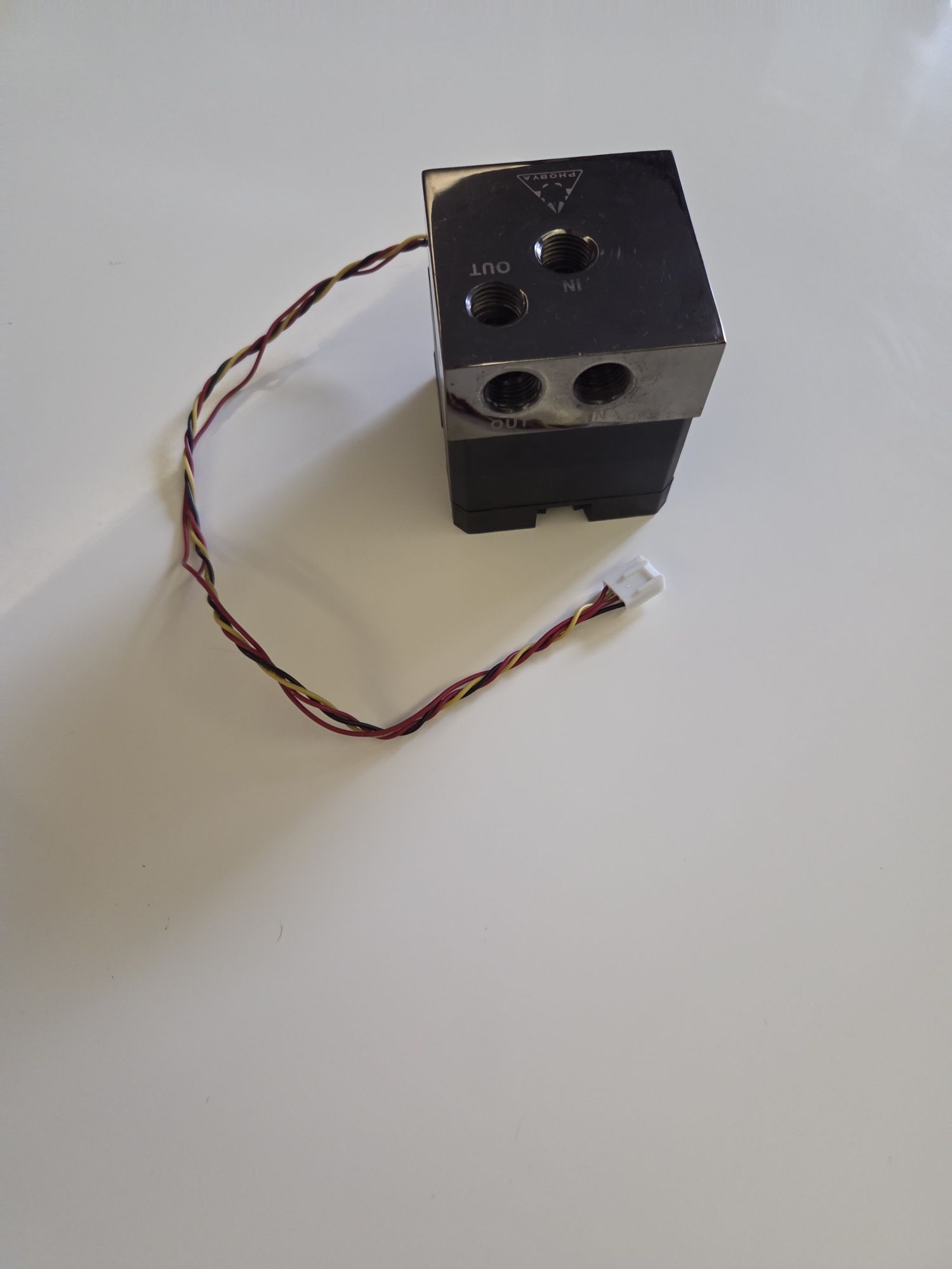 Части за водно - помпа DDC, радиатор Alphacool, резервоар Freezemod
