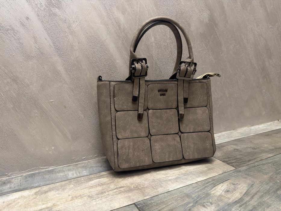 Guess дамски чанти Karl