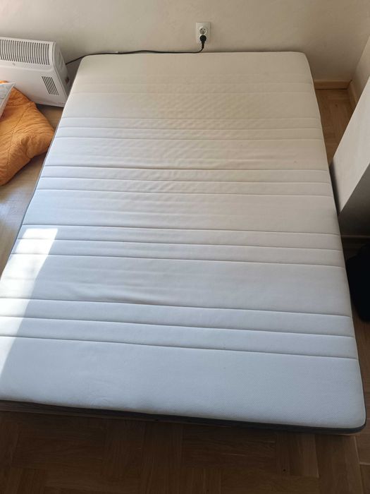 Добър матрак 140x200 (Morgendal Ikea)