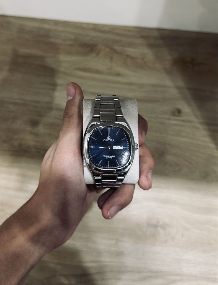 Omega soati yangi