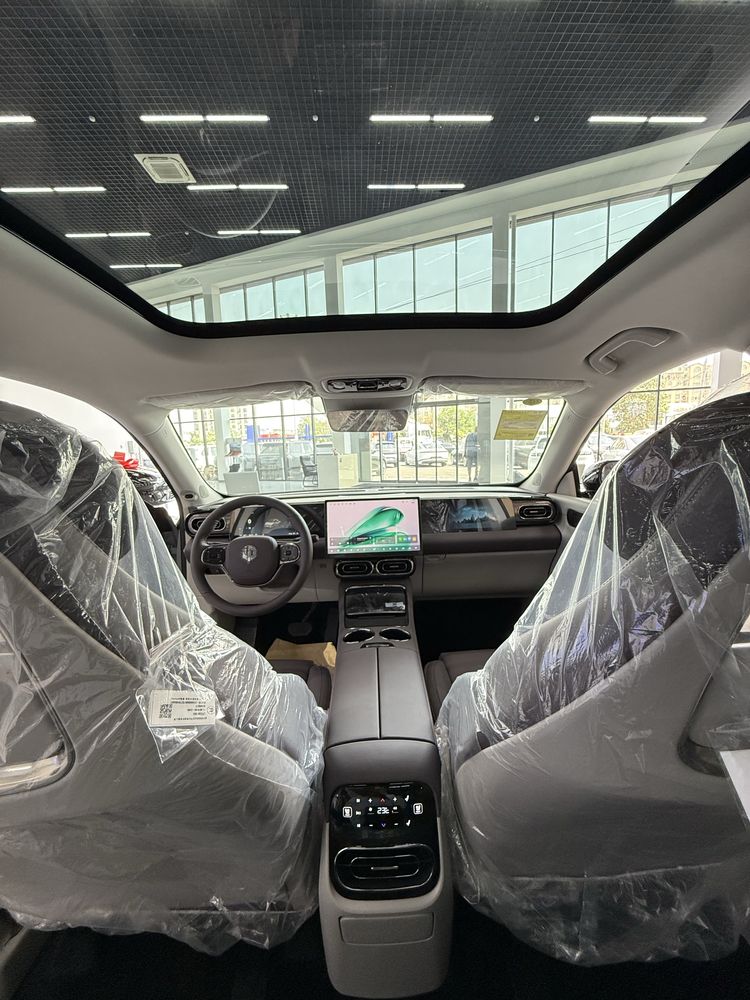 LEAPMOTOR c11 hybrit 300 km