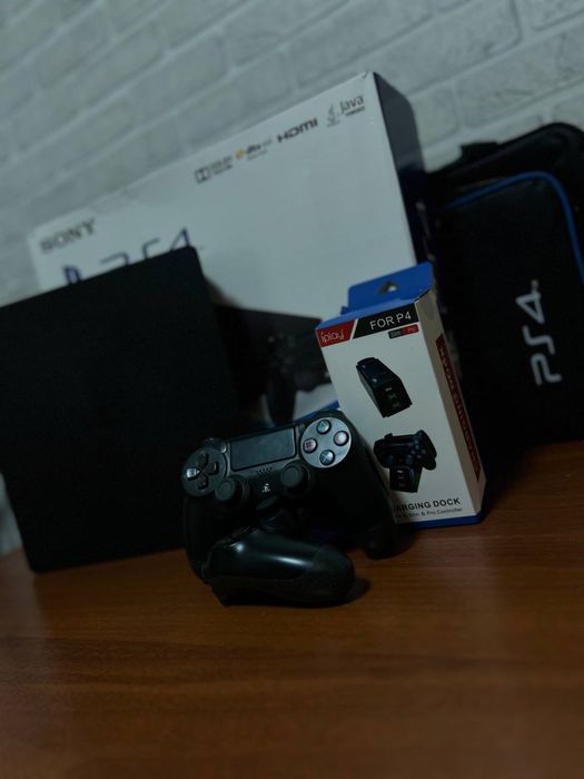 Sony PlayStation 4 Slim