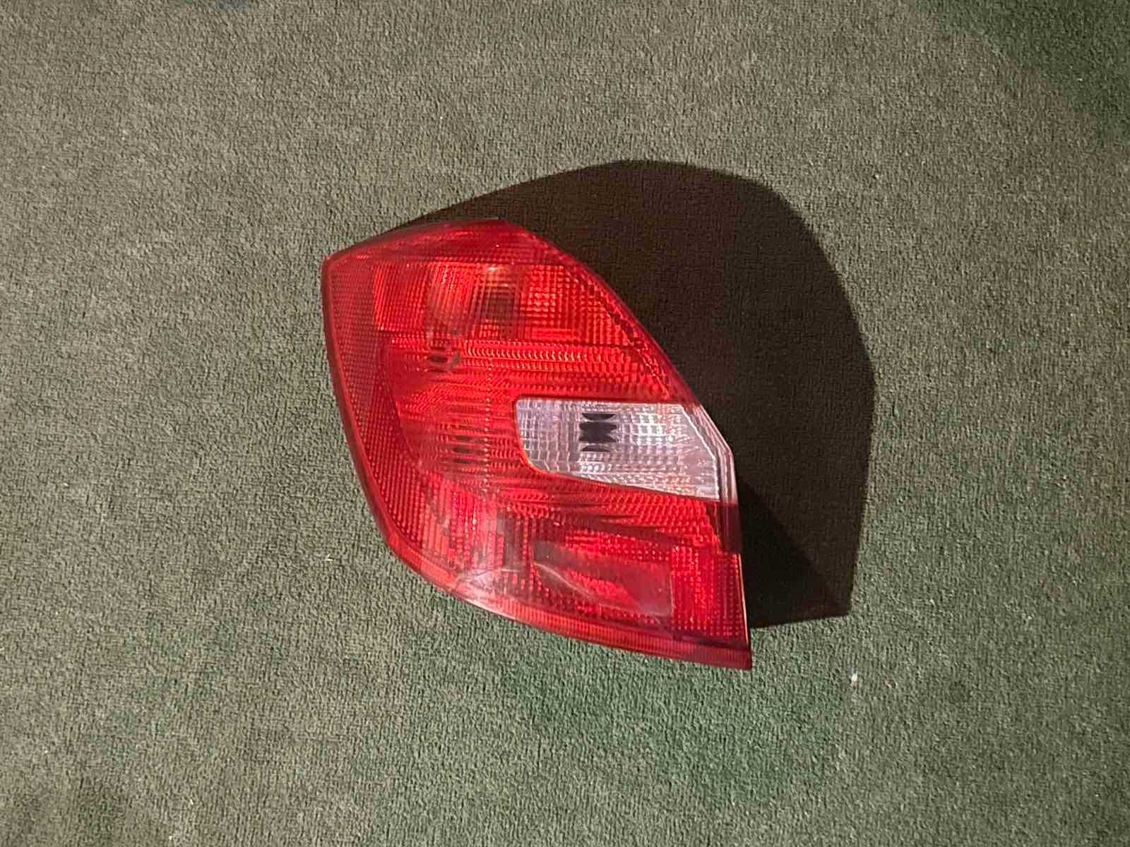 стоп ляв Skoda Fabia 2007-2010 г. #082S