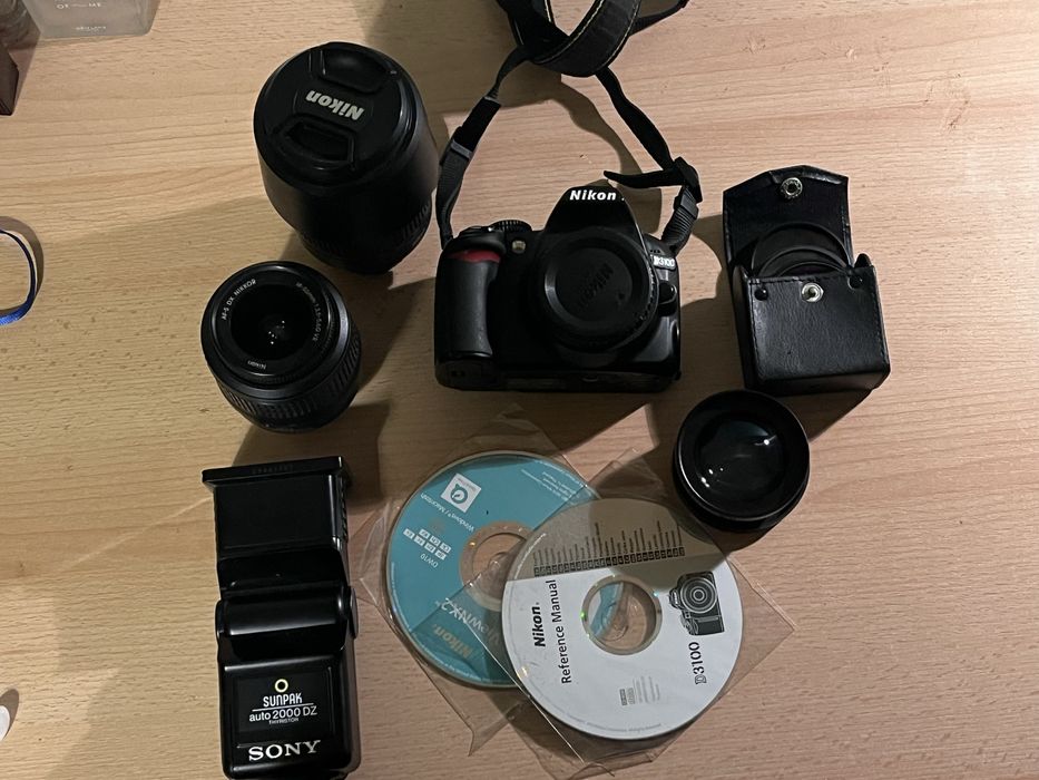 Camera foto Dslr Nikon D3100 + accesorii