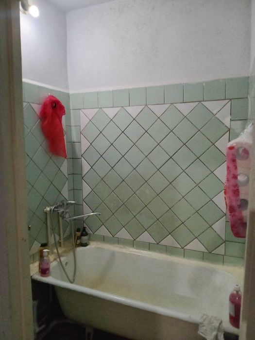 Srochno sotiladi Yunusobod 13 2 hona 53000ye