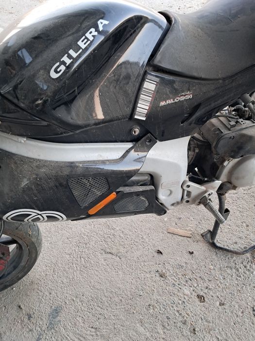 Scuter Gilera DNA 50