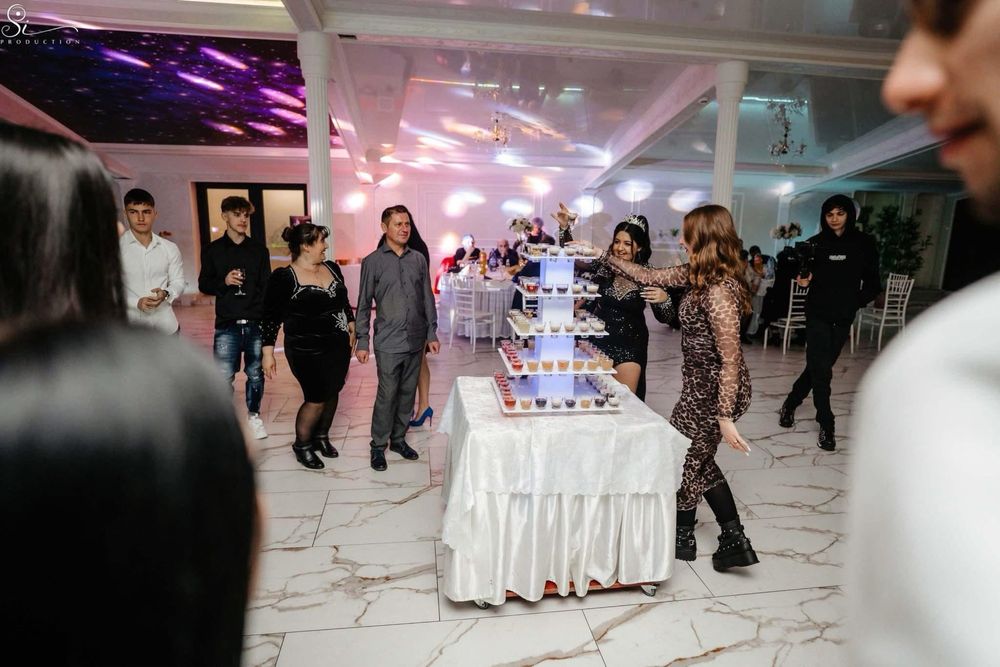 Fum greu& tort shots