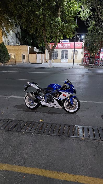 Suzuki gsx 750 holati ideal 8000$