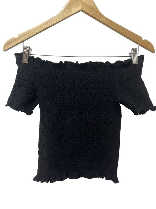 Top negru încrețit cu umerii goi, H&M - S