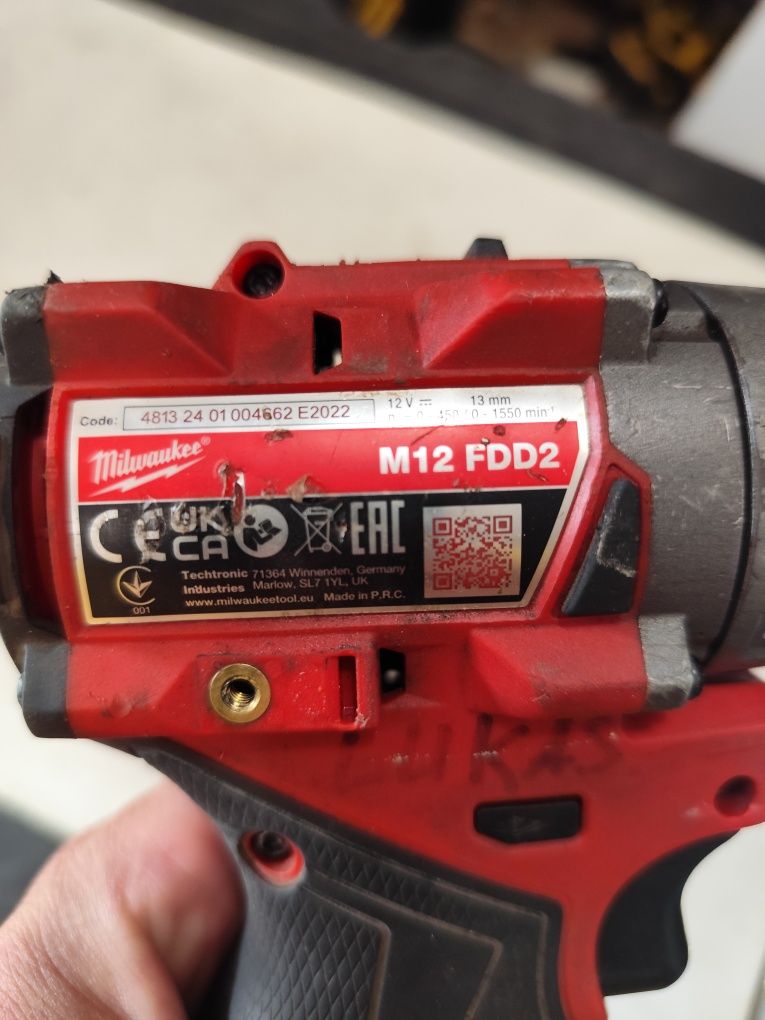 Акумулаторен безчетков винтоверт Милуоки Milwaukee M12 FDD2