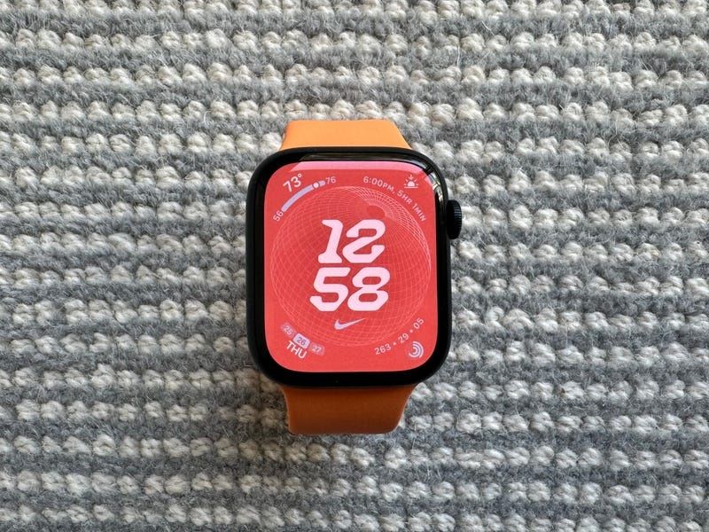 Apple Watch Series 9 (45mm) – Midnight (Model: A2984)