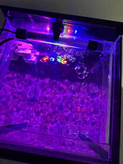 Аквариум 30 л комплект .