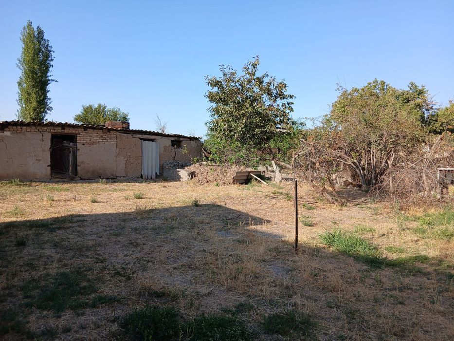 Продаётся участок 10 соток        10 sotixlik uchastka sotiladi